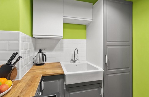 Helensburgh Apartment | Bay Apartment
