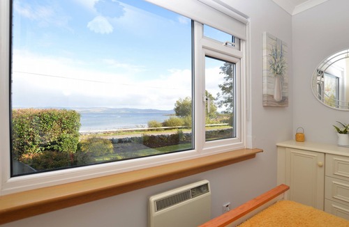 Lochgilphead House | Bay view, waterfront, stunning views