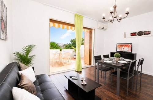 La Pineda Apartment | Beach 100m Away & Pools - Punta Prima