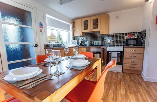 Thurso House | Beach House - 2 Bedrooms. Close to Beach & NC500