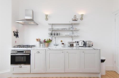 Fairlie Apartment | Beach House No1 With Amazing Sea Views And Direct Beach Access