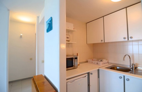 Els Griells Apartment | Beachfront Apartment in Griells with Pool