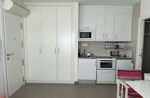 Carboneras Apartment | Beachfront studio with swimming pool and a/c