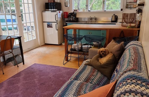 Le Bons Bay Cottage | Beachside Cottage. Le Bons Bay. Akaroa