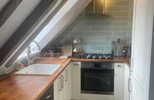 Ware House | Beautiful 1600’s loft apartment.