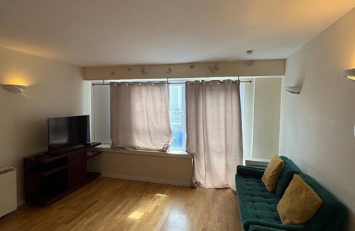 Woolwich Riverside Apartment | Beautiful 2 Bedroom - Woolwich