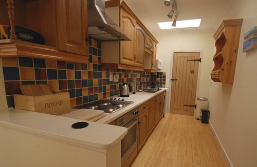 Taynuilt Cottage | Beautiful 2 Person Cottage in Lovely Secluded Gardens