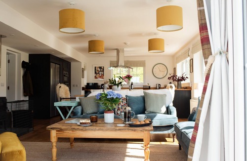 Lerags Apartment | Beautiful 4 bed house with views of hills and sea