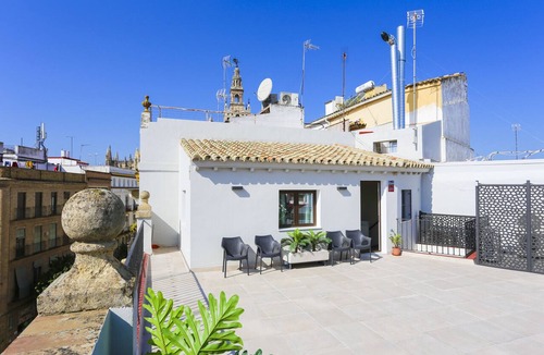 Santa Cruz Apartment | Beautiful 4 bedroom apt. a few meters from the Cathedral with stunning terrace