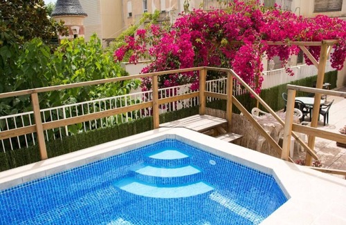 Calella House | Beautiful and spacious house in the center 50 meters from the beach