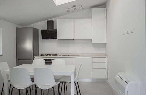 Sistiana House | Beautiful apartment in villa for 6 guests with WIFI, A/C, pool, TV and terrace