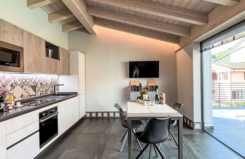 Artallo Apartment | Beautiful apartment for 4 guests with pool, A/C, WIFI, TV, terrace and pets allowed