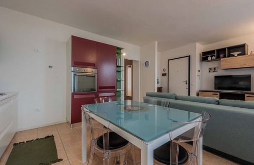Arco Apartment | Beautiful apartment for 4 guests with A/C, WIFI, TV, patio and pets allowed