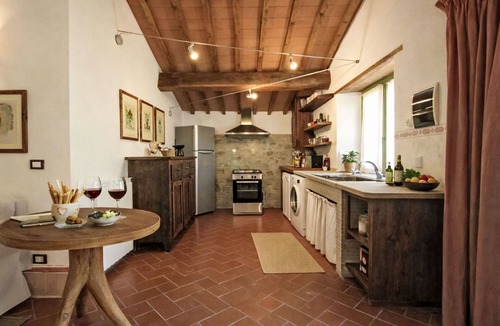 Londa Apartment | Beautiful apartment for 6 guests with pool, WIFI, A/C, TV and panoramic view