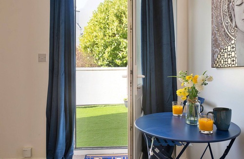 Llanberis Apartment | Beautiful apartment for 4 people with WIFI and balcony