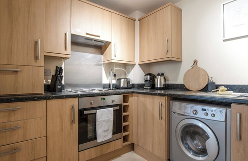 Willesborough Cottage | Beautiful apartment in central Ashford with its own private balcony.
