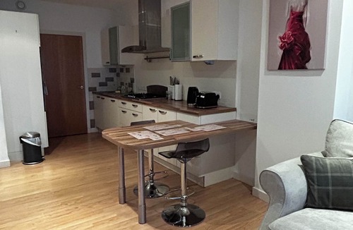 Partick Apartment | Beautiful apartment in westend