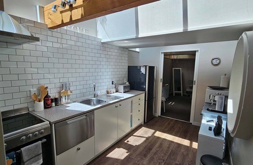 Picton Apartment | Beautiful Apartment Surrounded by Native Bush