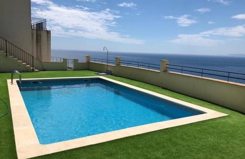 Almadraba-Canyelles Apartment | Beautiful apartment with pool, WiFi, AC and parking 700m from beach