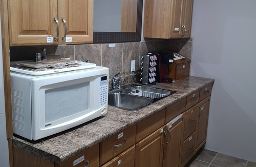 Colpoys Bay House | Beautiful bed and breakfast in the quaint country