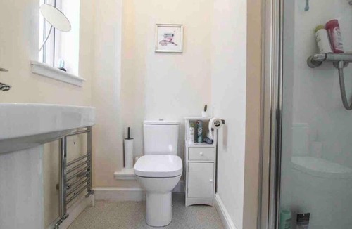 Connel House | Beautiful cosy 2-bedroom entire house in Connel, near Oban