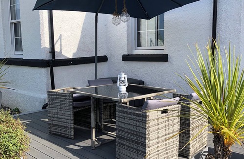 Dunure Cottage | Beautiful cottage on the beach, great sea views!