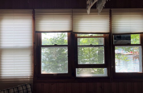 Catchacoma Cottage | Beautiful, four bedroom cottage right on the lake. Great swimming. Easy access.