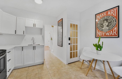 Greenwood - Coxwell Apartment | Beautiful modern and cozy 1-bedroom + loft apartment in East Toronto