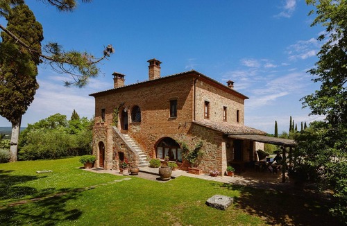 Torrita di Siena Villa | Beautiful private villa for 11 people with private pool, WIFI and TV, close to Montepulciano