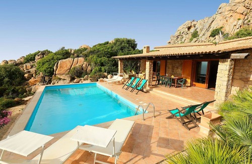 Costa Paradiso Villa | Beautiful private villa for 12 people with WIFI, private pool, TV and pets allowed