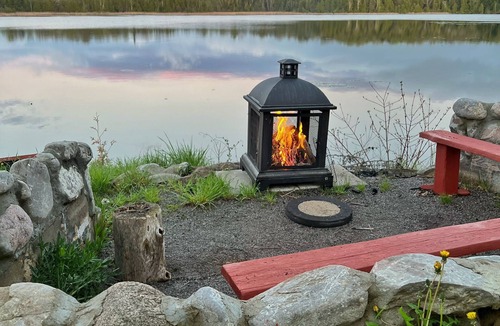 Peterborough Cottage | Beautiful Private Lake Retreat - One of a kind!