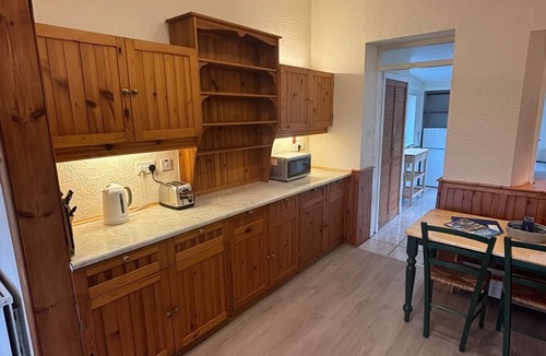 Tarbert Cottage | Beautiful secluded cosy cottage on private coastal estate. Dog friendly.