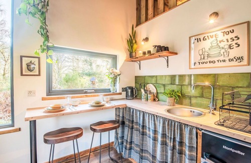 Bunloit House | Beautiful villa for 3 guests with WIFI, patio and panoramic view