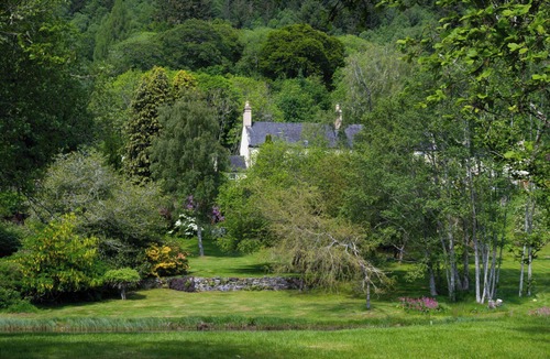 Invermoriston House | Beautiful villa for 2 guests with WIFI