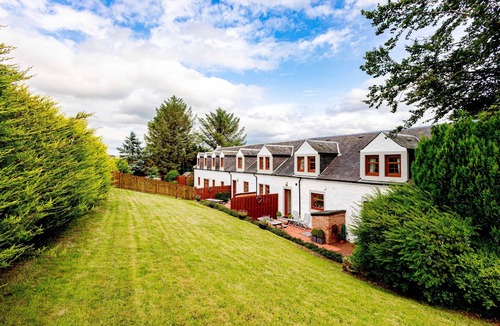 Kilmarnock Cottage | Beautifully Converted Mews Cottage Offering Highest Level of Comfort & Style