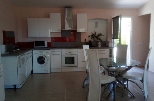 Cantallops House | Beauty and tranquility close to all amenities - culture and leisure