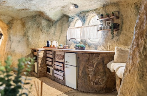 Broxbourne House | Bedrock – A Flintstone-Inspired Cave Stay