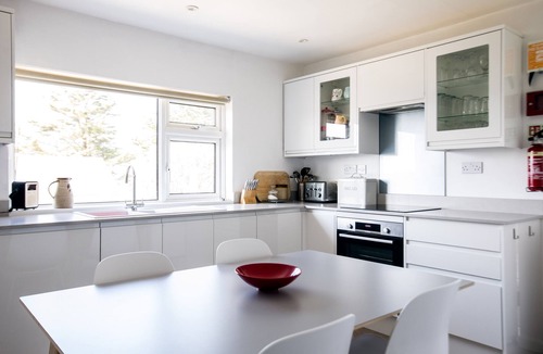 Treator Cottage | BELLA VISTA, pet friendly, country holiday cottage in Polzeath