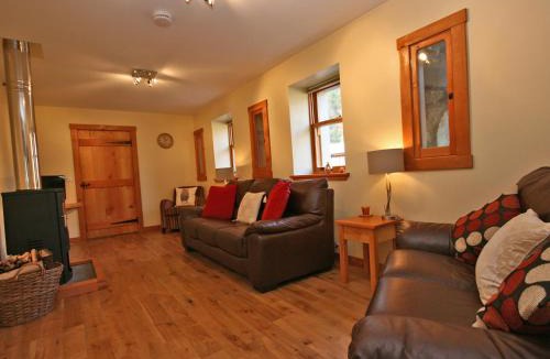 Benmore House | Benmore Byre