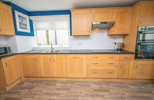 Lamlash House | Benoronsay 4 bedroom holiday home, Lamlash, Isle of Arran. Pet friendly