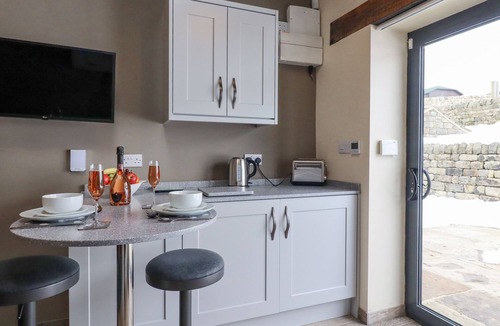Lumbutts Cottage | Bess Cottage