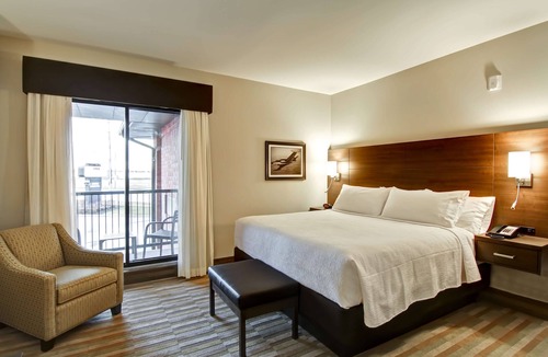 Argyle Hotel | Best Western London Airport Inn & Suites