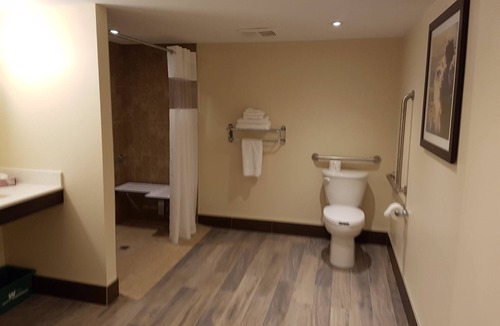 Oshawa Hotel | Best Western Plus Durham Hotel & Conference Centre