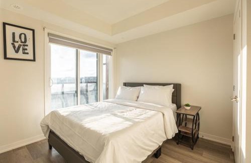 Richmond Hill Apartment | Bisco Hill