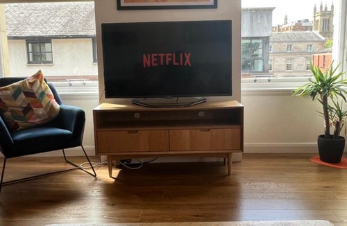City Centre Glasgow Apartment | Blackfriars Cosy Retreat