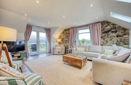 Dalmally House | Blar Cottage (Private Sauna + Fast Starlink Wifi)