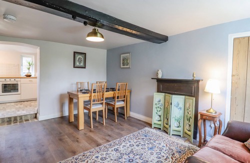 Bury St Edmunds Cottage | Bluebird Cottage