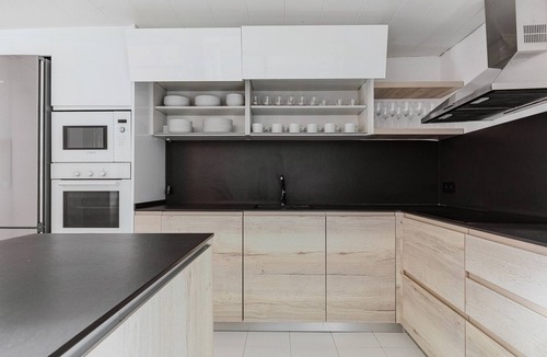 Sarria Apartment | Blueground | Pedralbes, pool & garden, AC