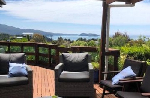 Kaiteriteri House | Blyth House. Kaiteriteri Abel Tasman View (Self contained) 2 Bedrooms