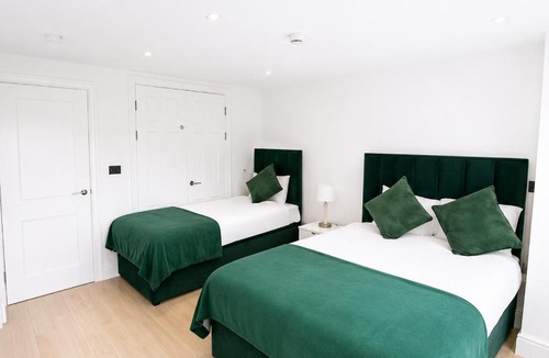 Boleyn Apartment | Boleyn Apartment in London